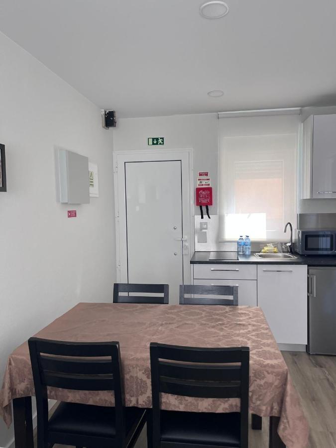 Casas Dona Emilia Lägenhet Vieira de Leiria Exteriör bild